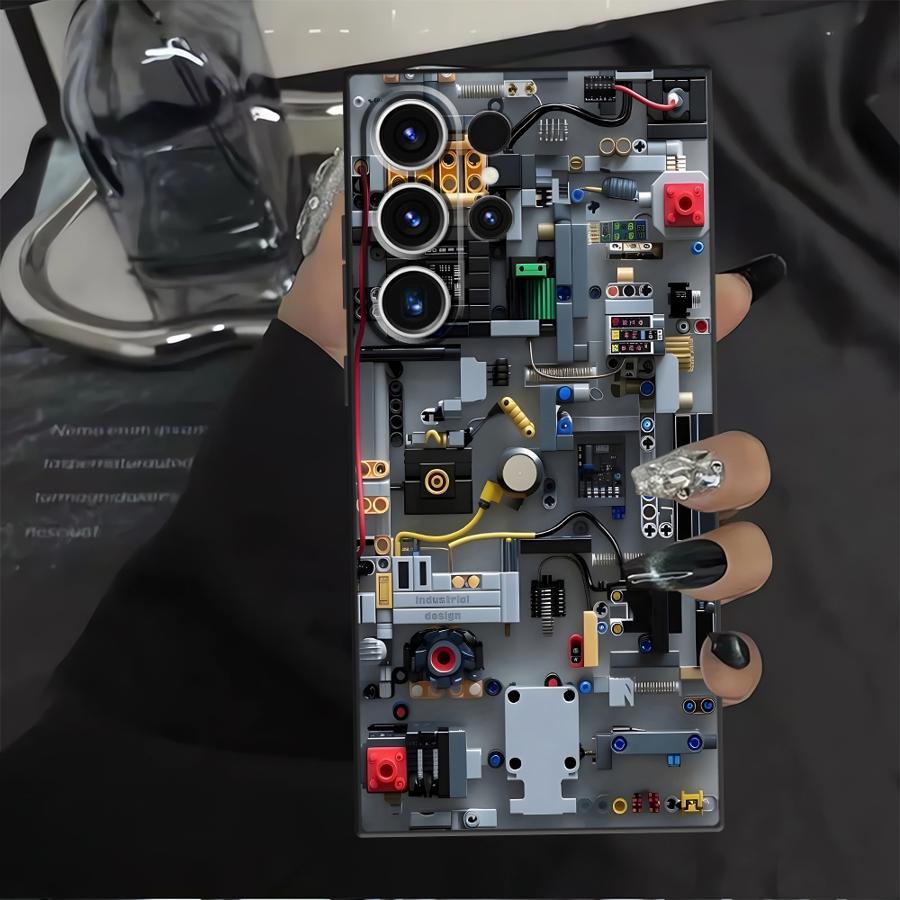 Custodia Morbida Viola a Tema  - Gaming Console In Phone recensione e prezzo